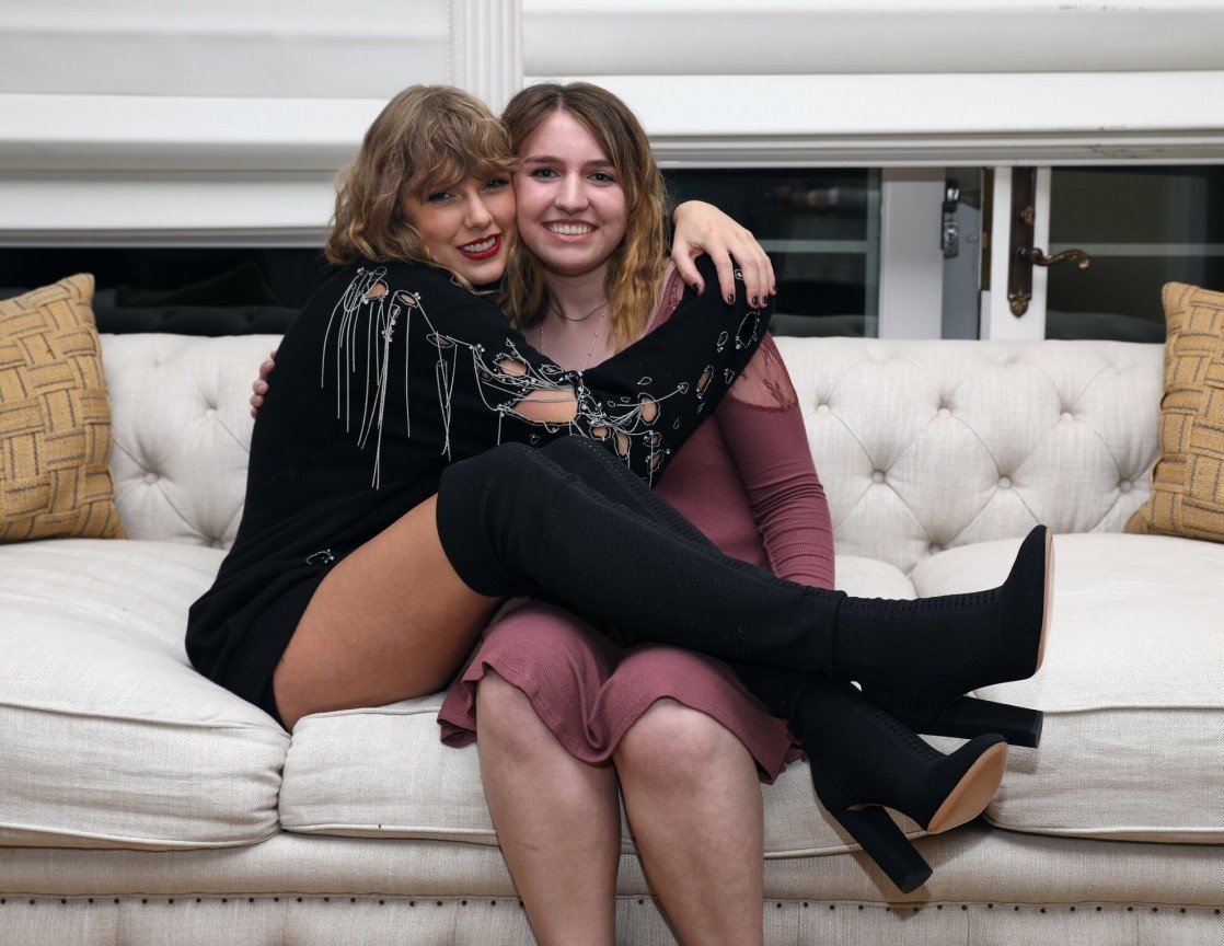 Taylor Swift  Photoshoot