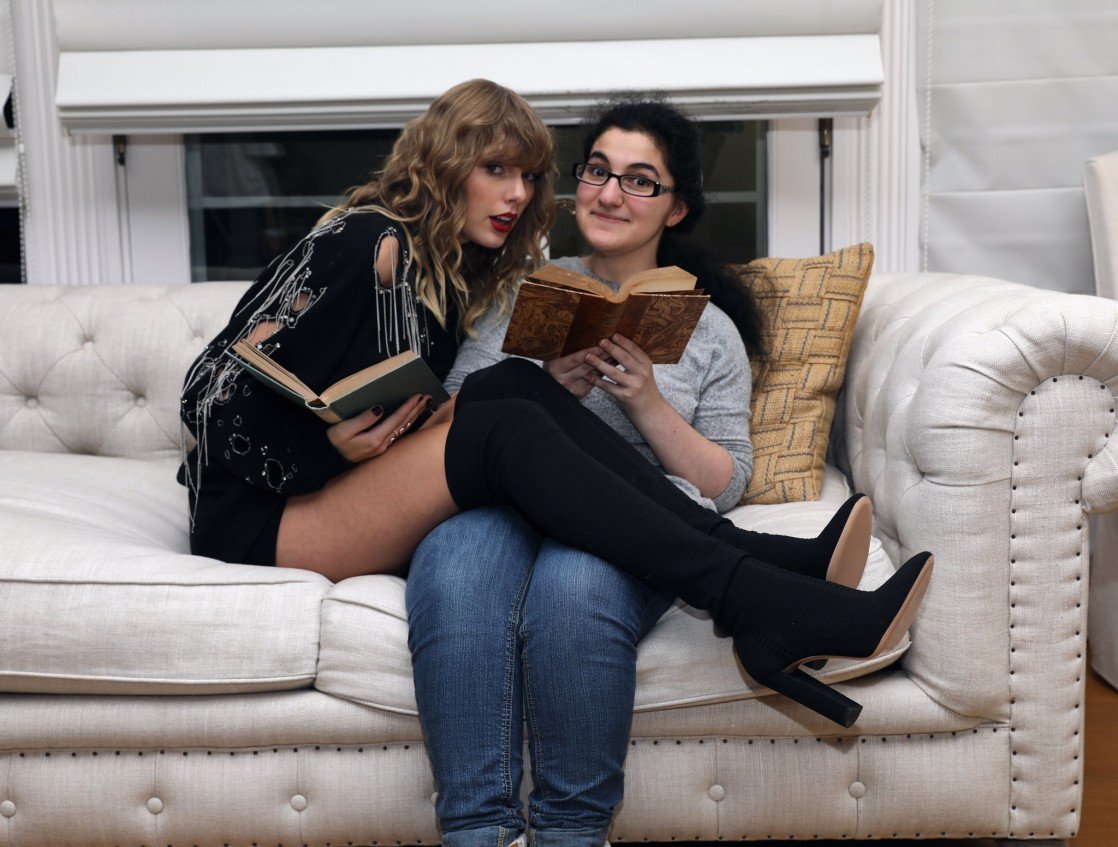 Taylor Swift  Photoshoot