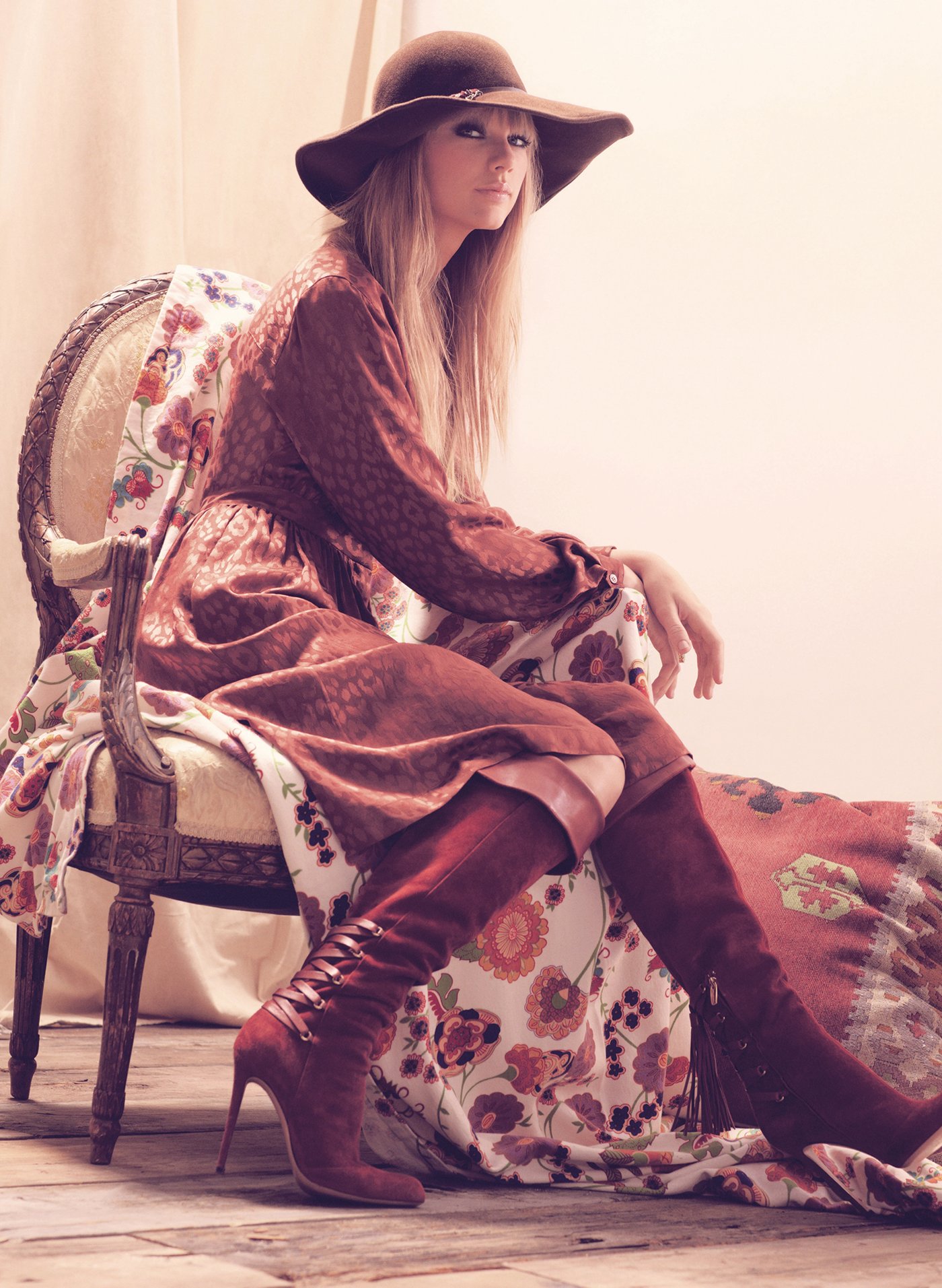 Taylor Swift  Photoshoot