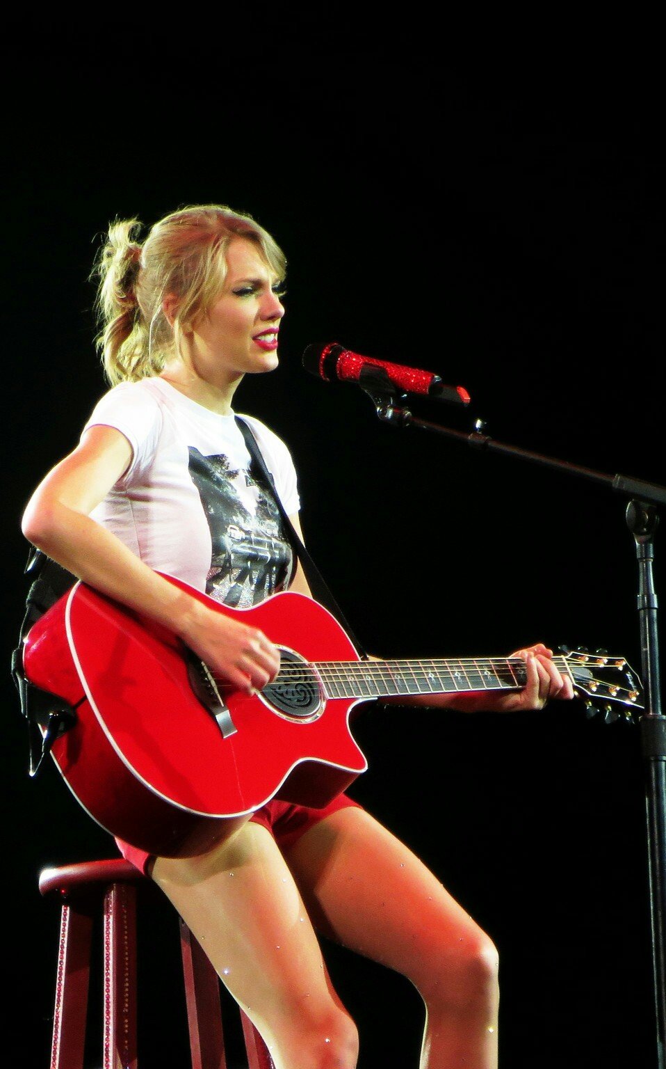 Taylor Swift  Photoshoot