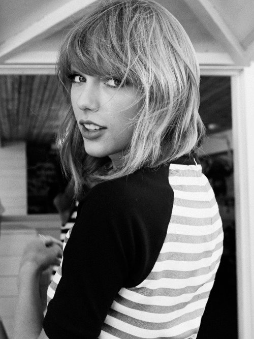 Taylor Swift  Photoshoot