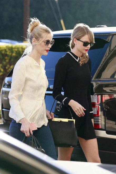 Taylor Swift  Photoshoot