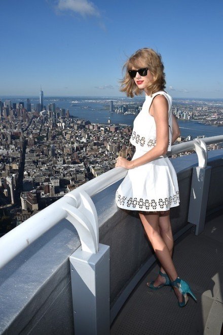 Taylor Swift  Photoshoot
