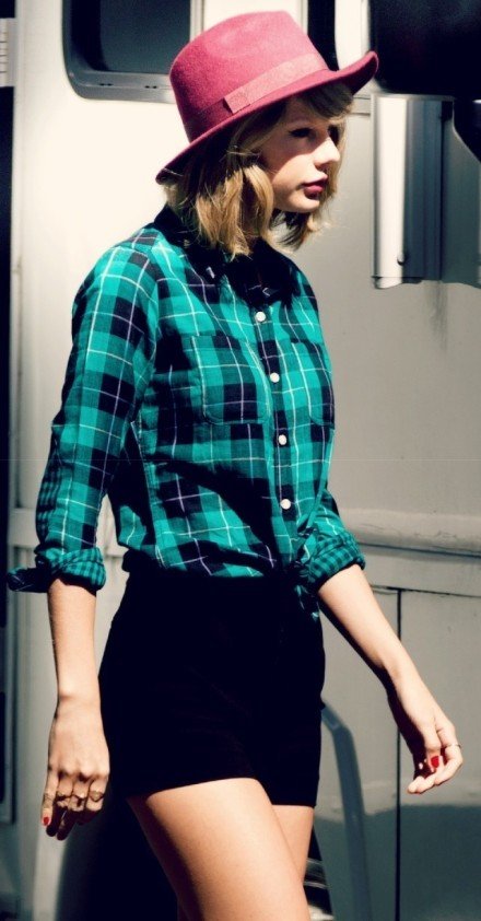 Taylor Swift  Photoshoot