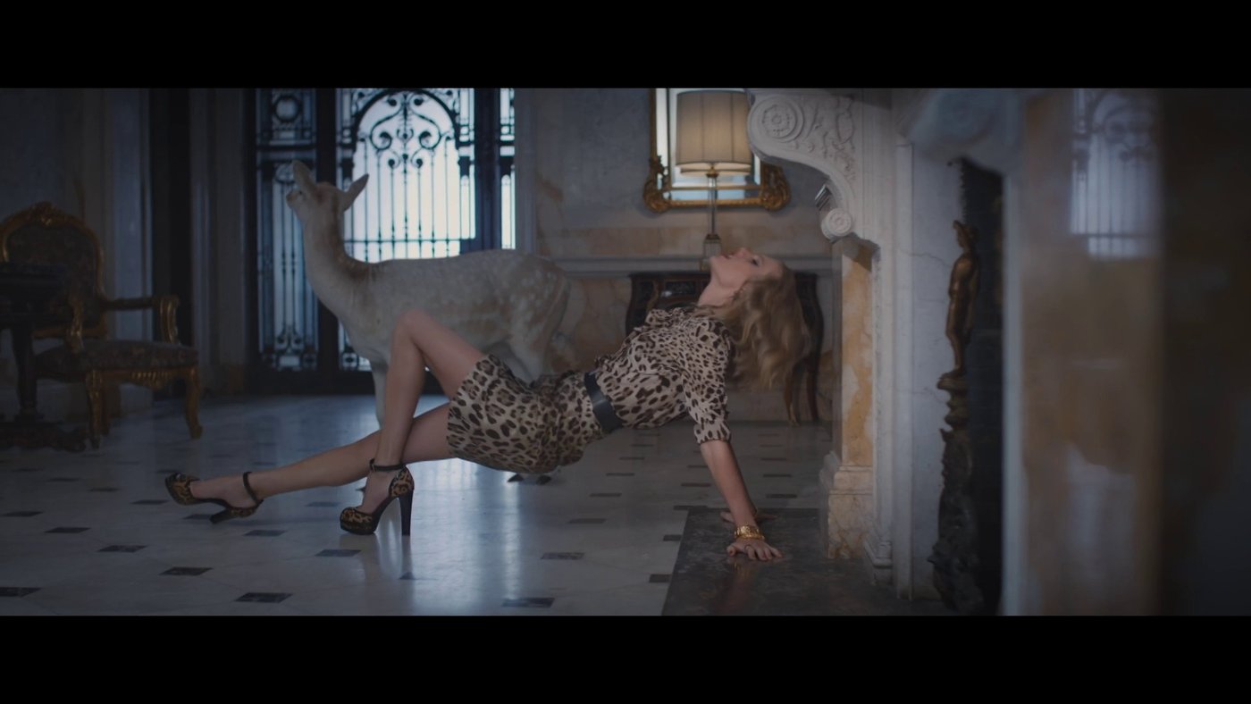 Taylor Swift  Photoshoot