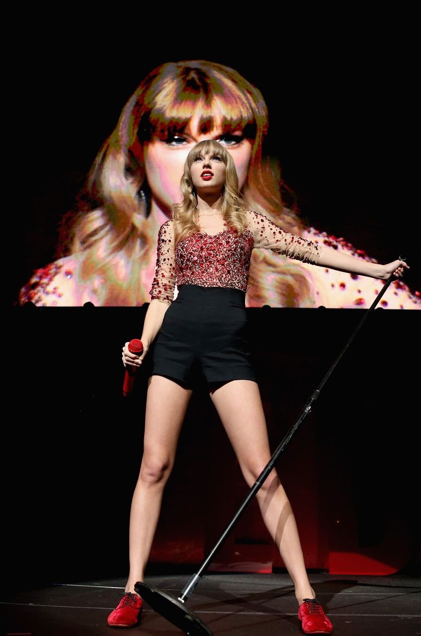 Taylor Swift  Photoshoot