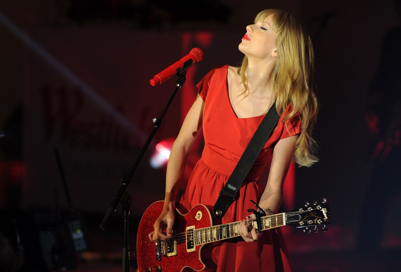 Taylor Swift  Photoshoot