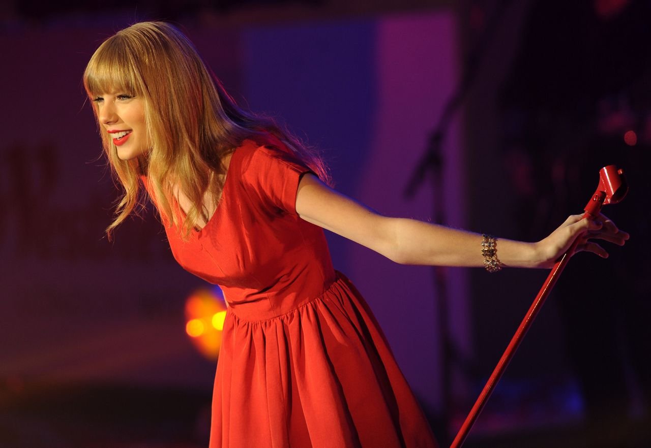 Taylor Swift  Photoshoot