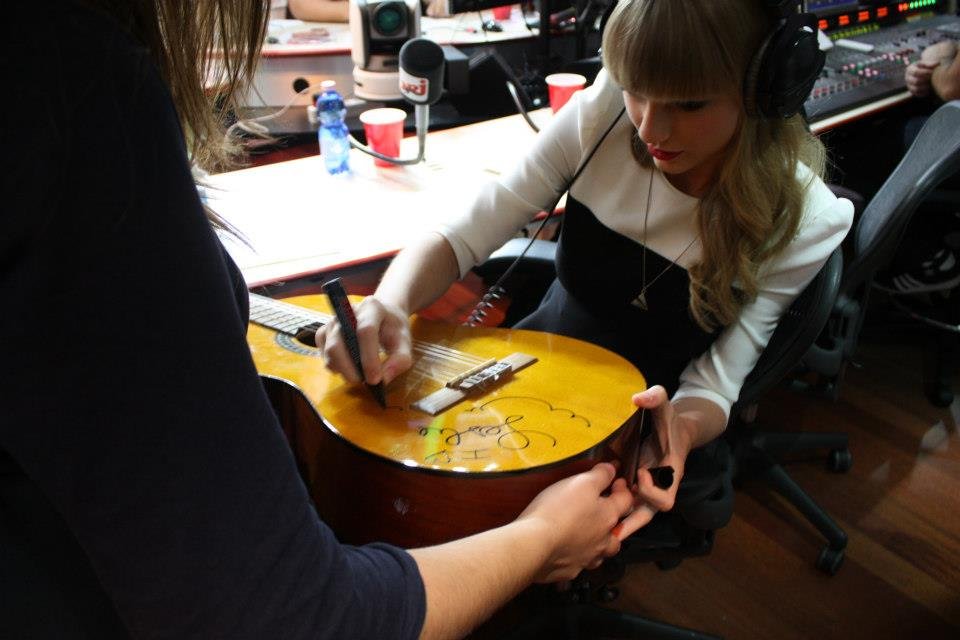 Taylor Swift  Photoshoot