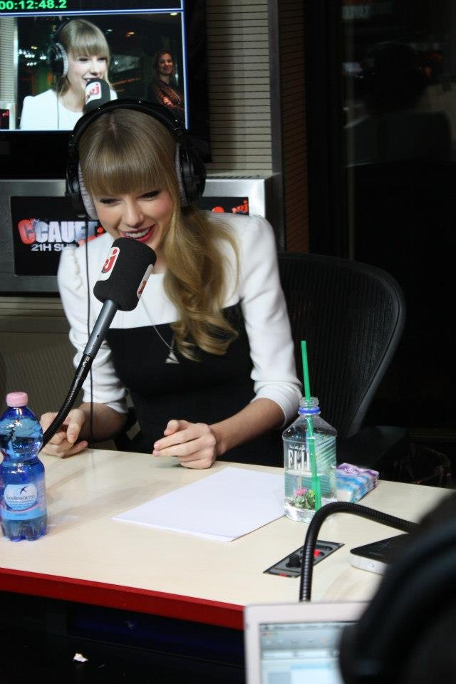 Taylor Swift  Photoshoot