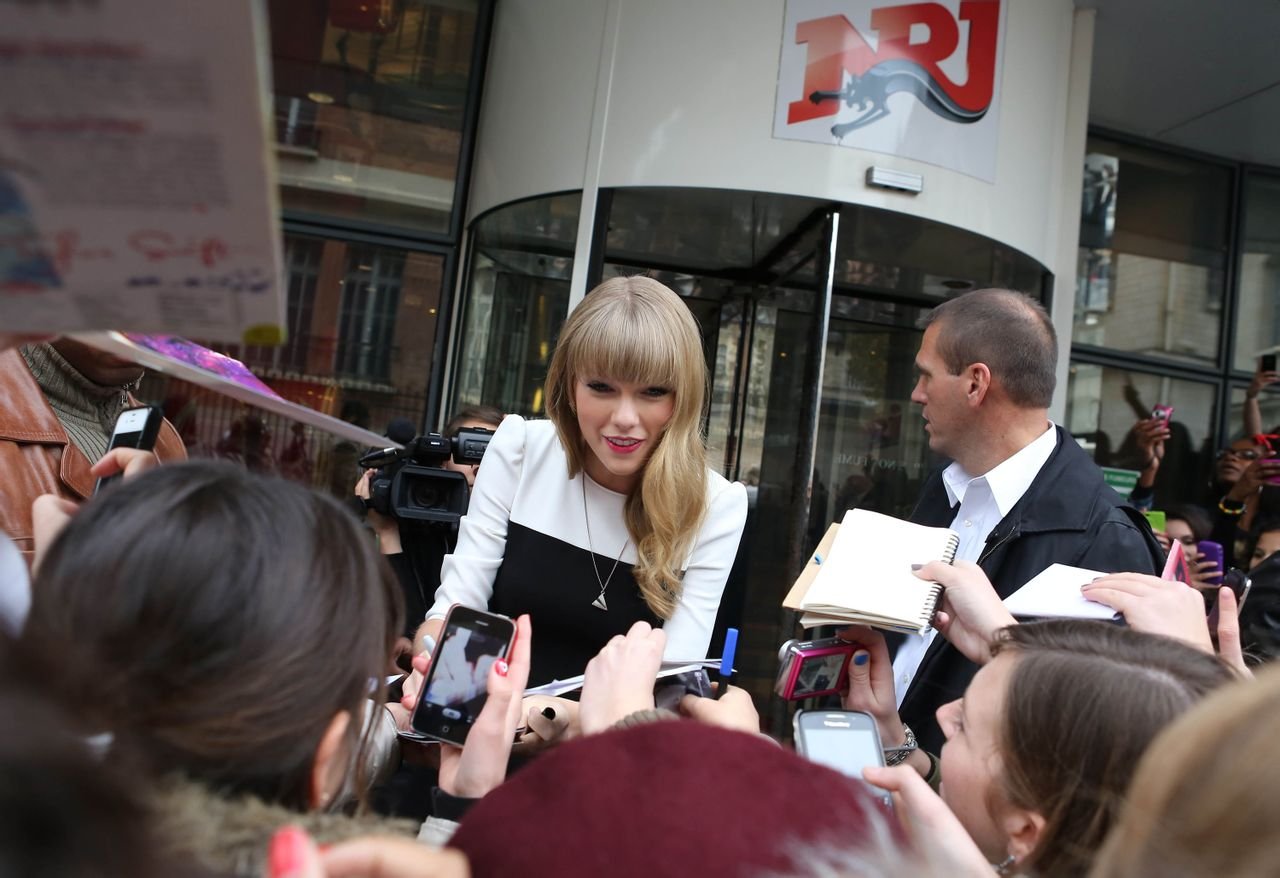 Taylor Swift  Photoshoot