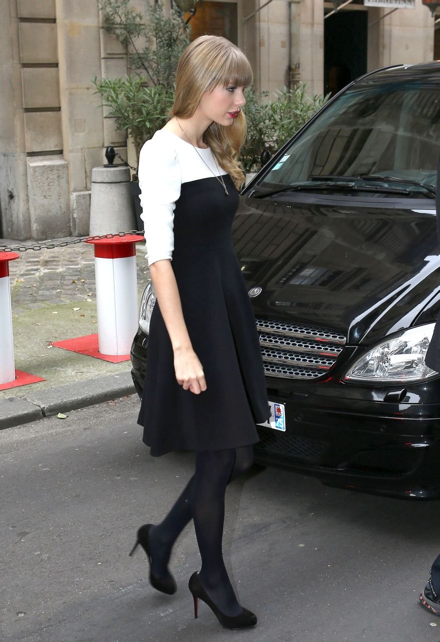 Taylor Swift  Photoshoot