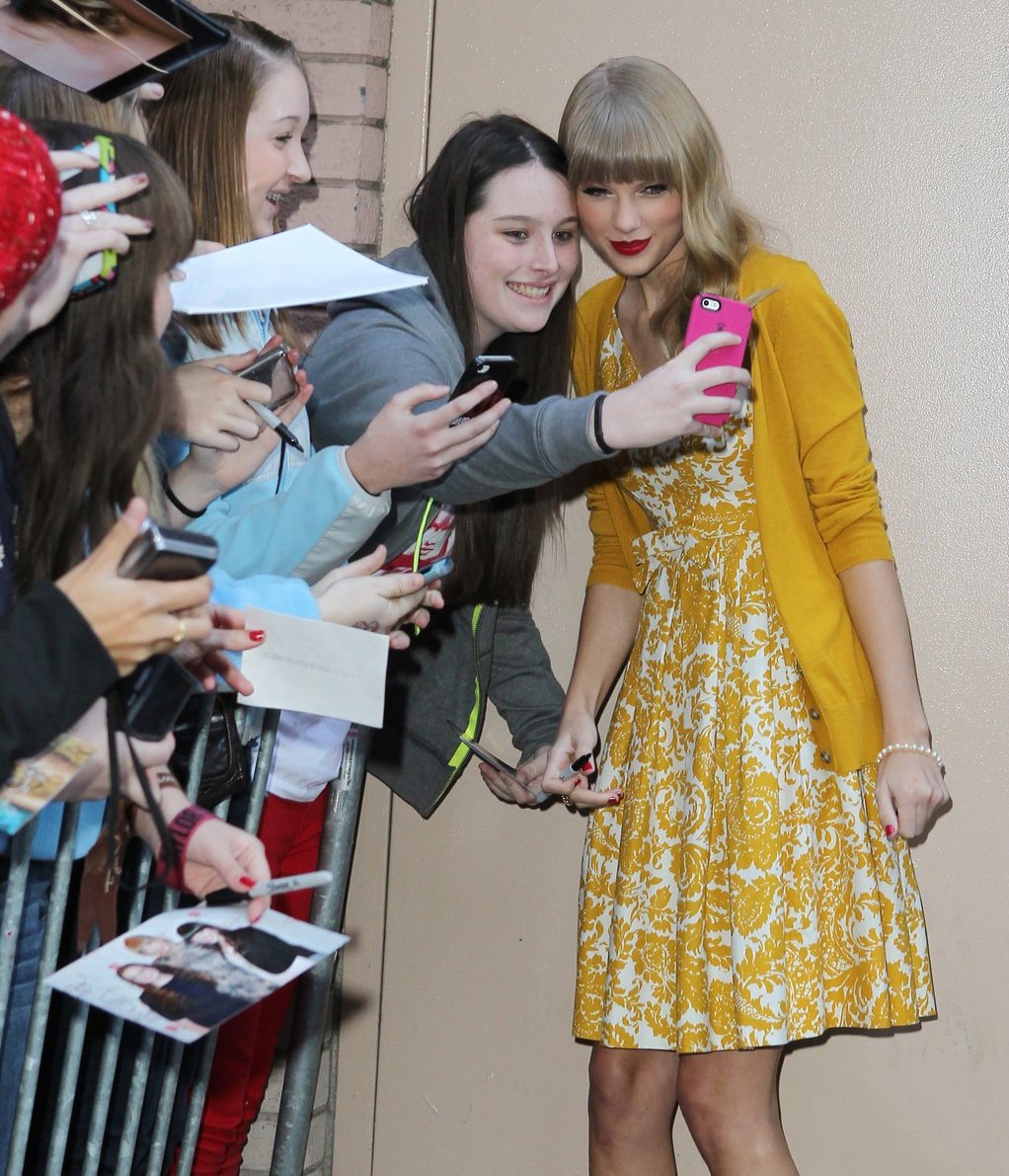 Taylor Swift  Photoshoot