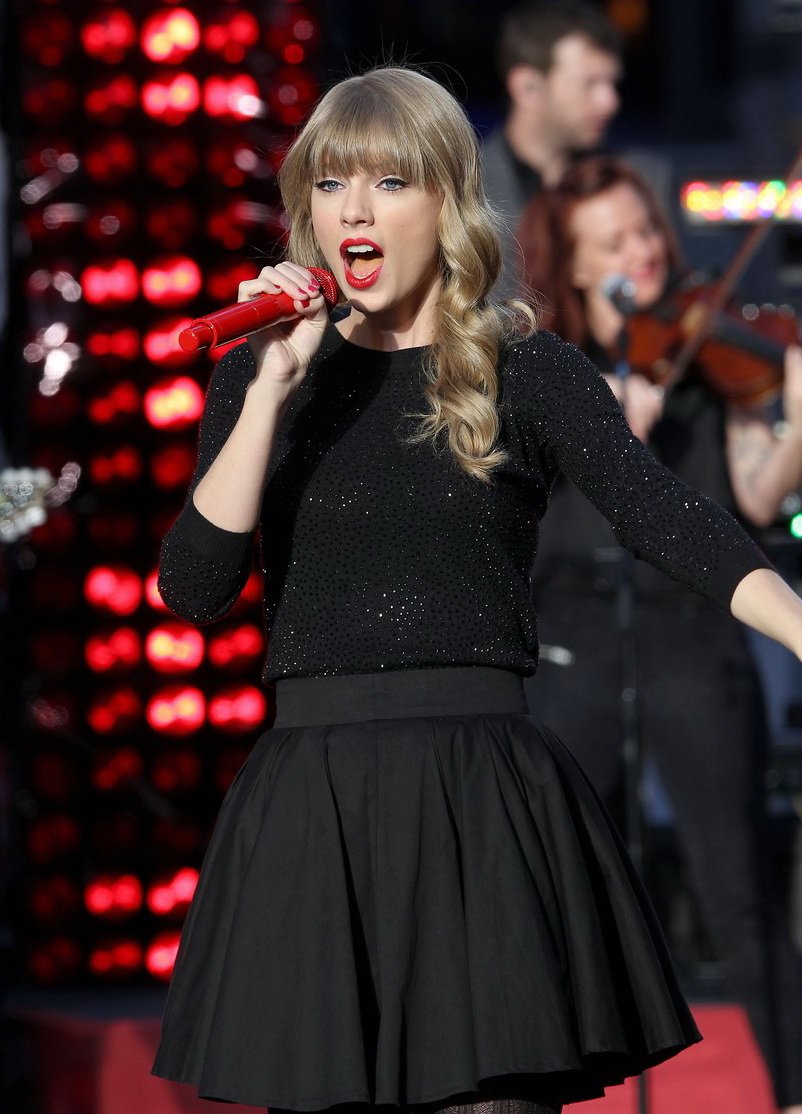 Taylor Swift  Photoshoot