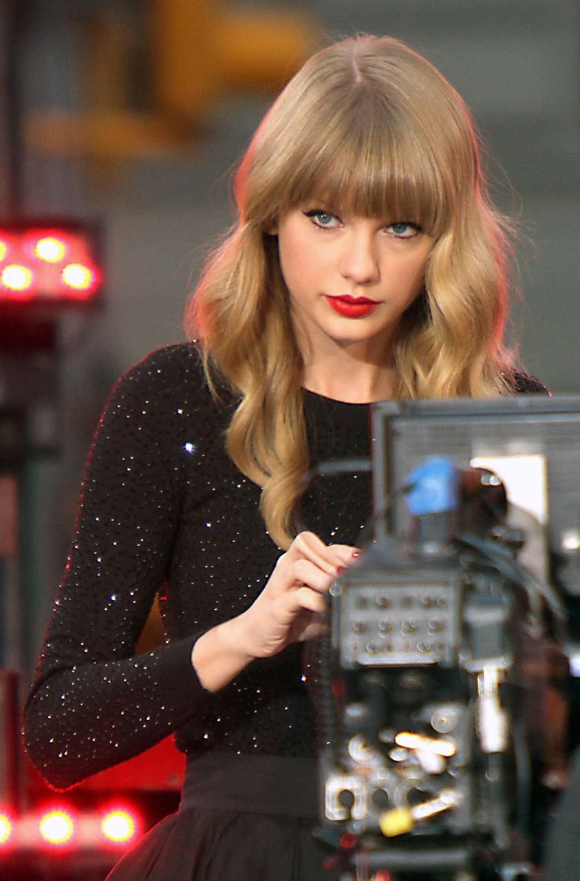Taylor Swift  Photoshoot