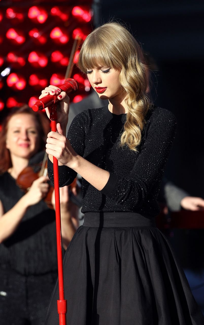 Taylor Swift  Photoshoot