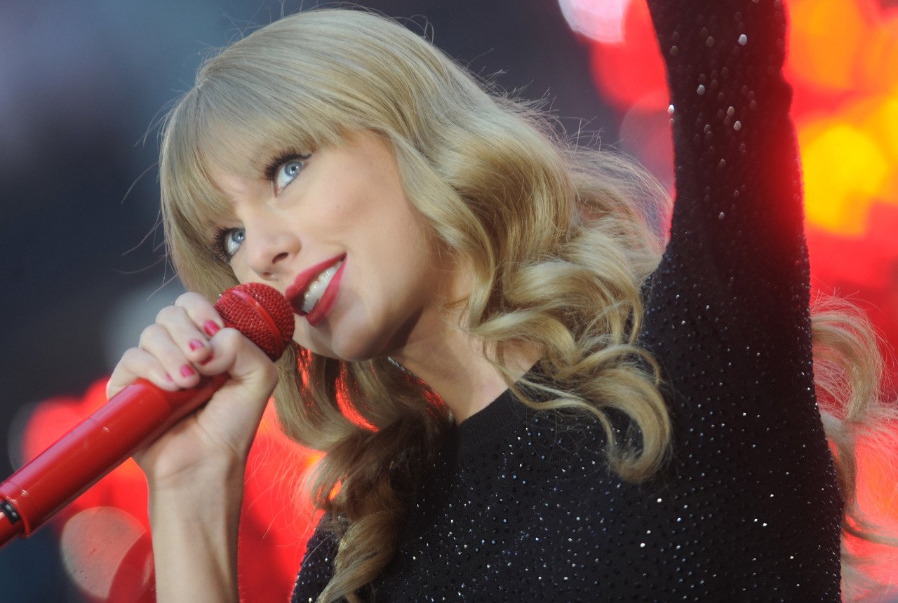 Taylor Swift  Photoshoot