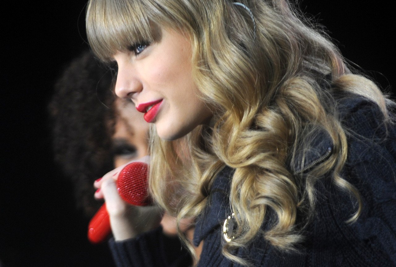 Taylor Swift  Photoshoot