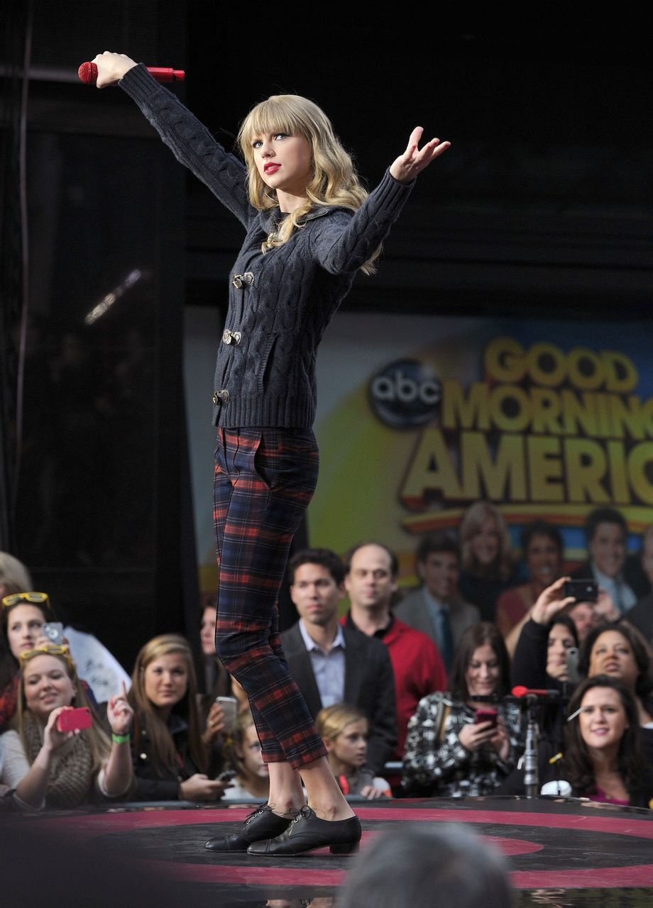 Taylor Swift  Photoshoot