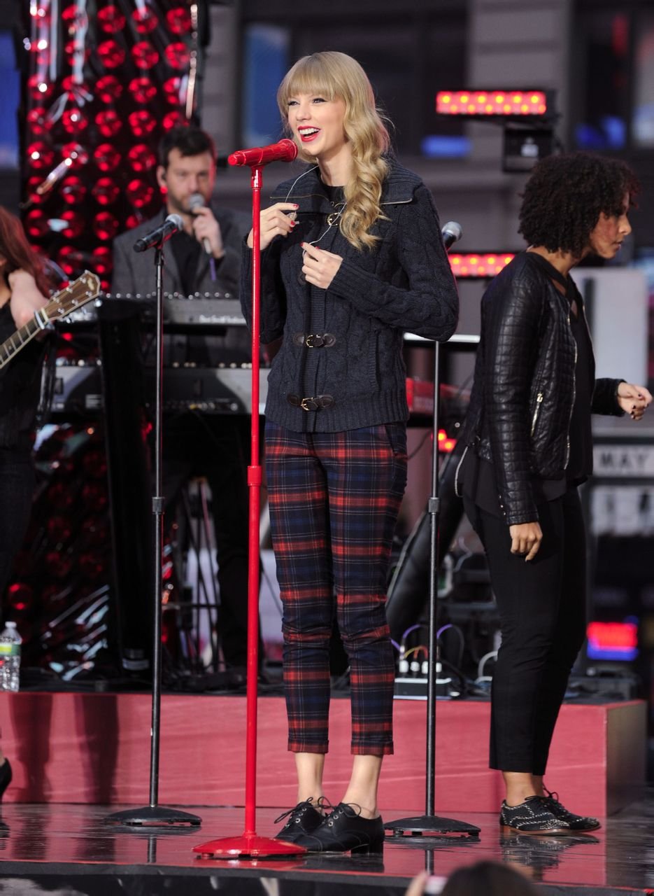 Taylor Swift  Photoshoot