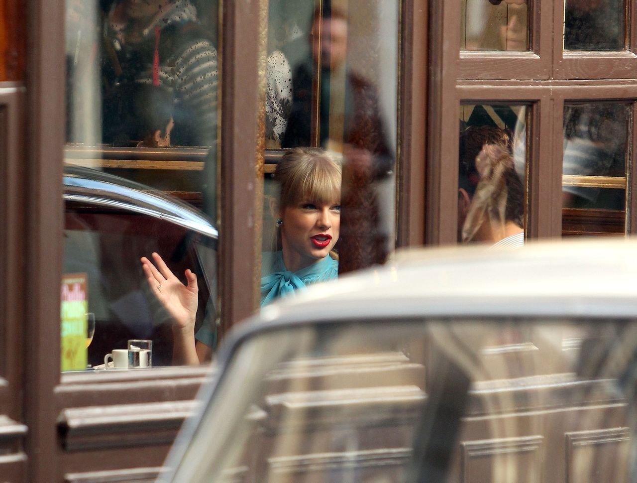 Taylor Swift  Photoshoot