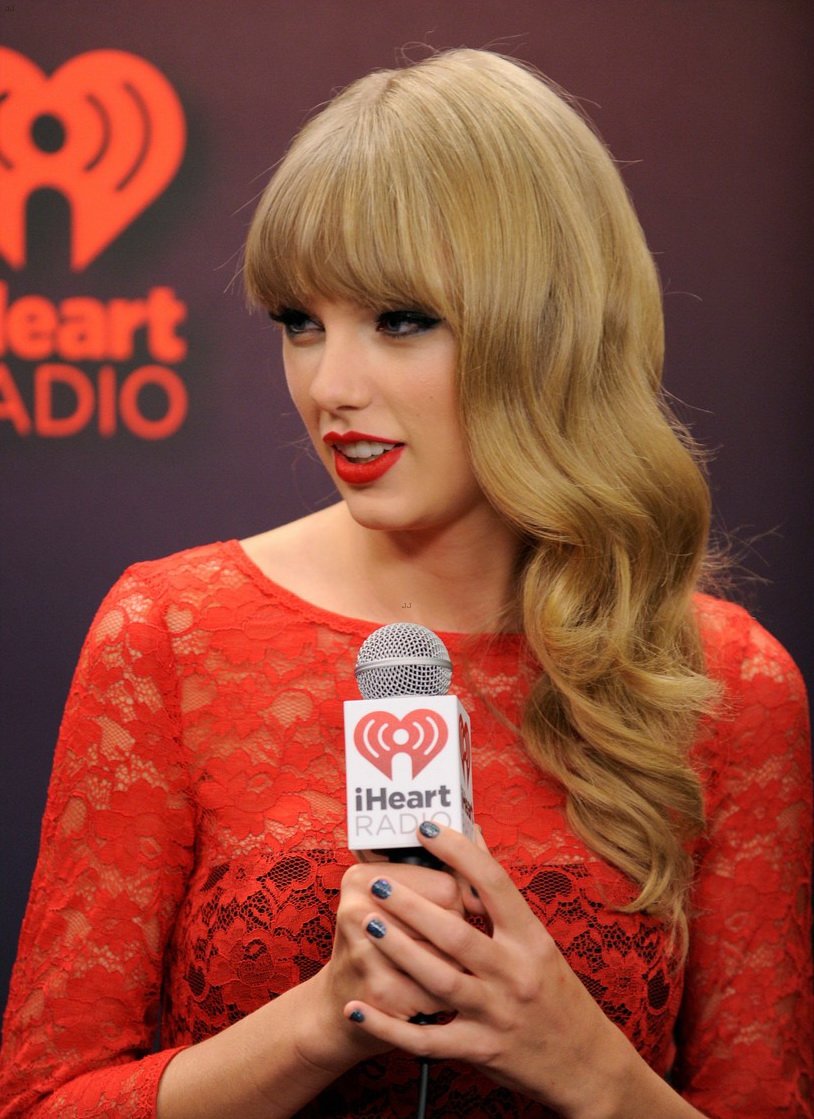 Taylor Swift  Photoshoot