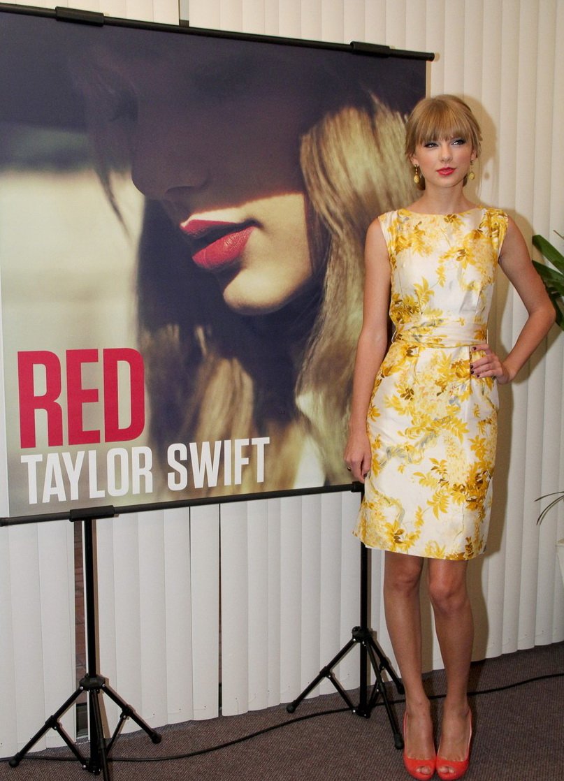 Taylor Swift  Photoshoot