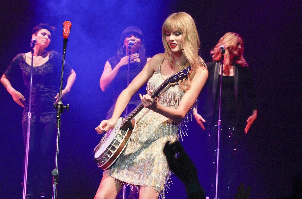 Taylor Swift  Photoshoot