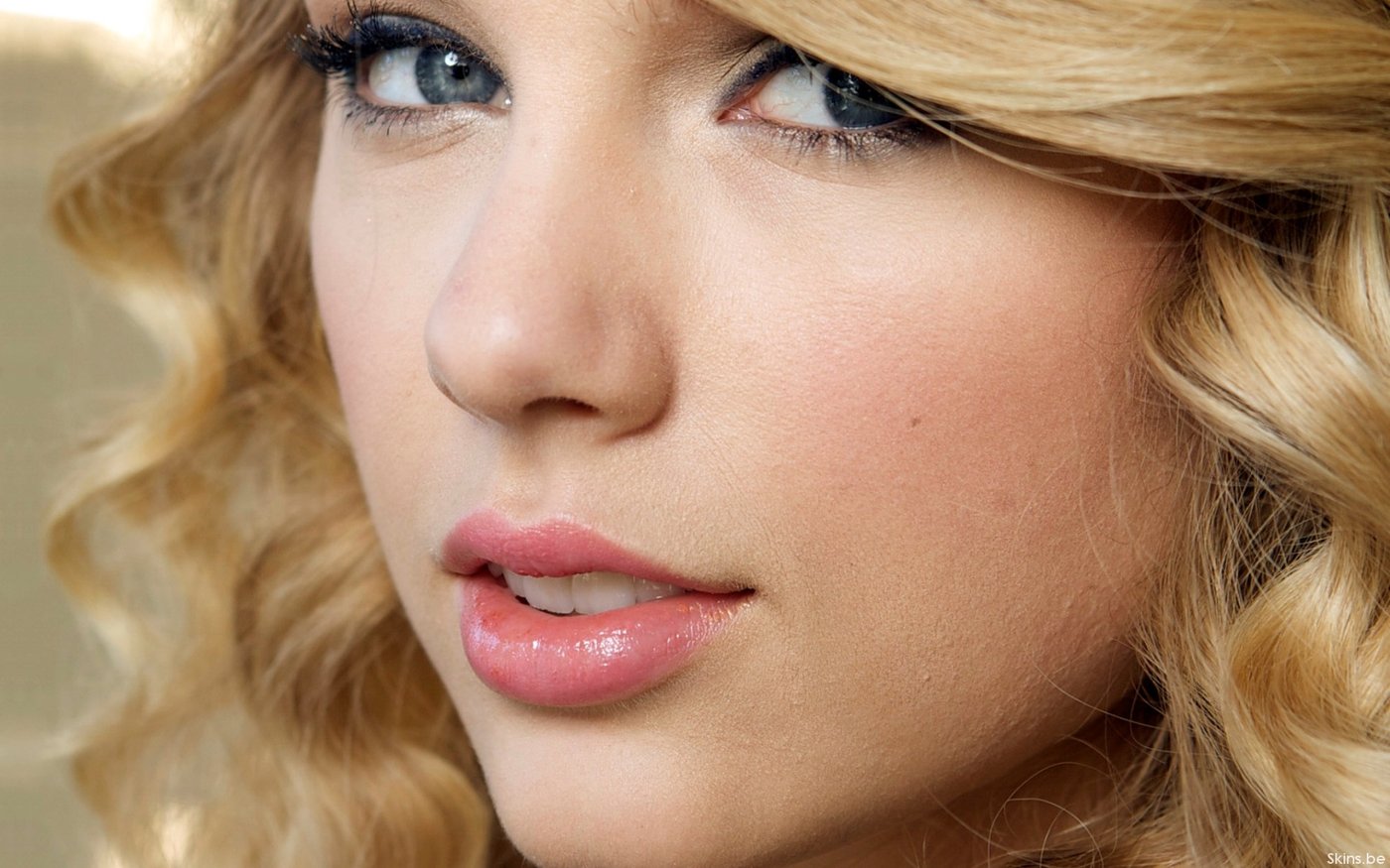 Taylor Swift  Photoshoot