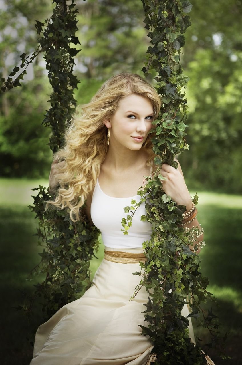 Taylor Swift  Photoshoot