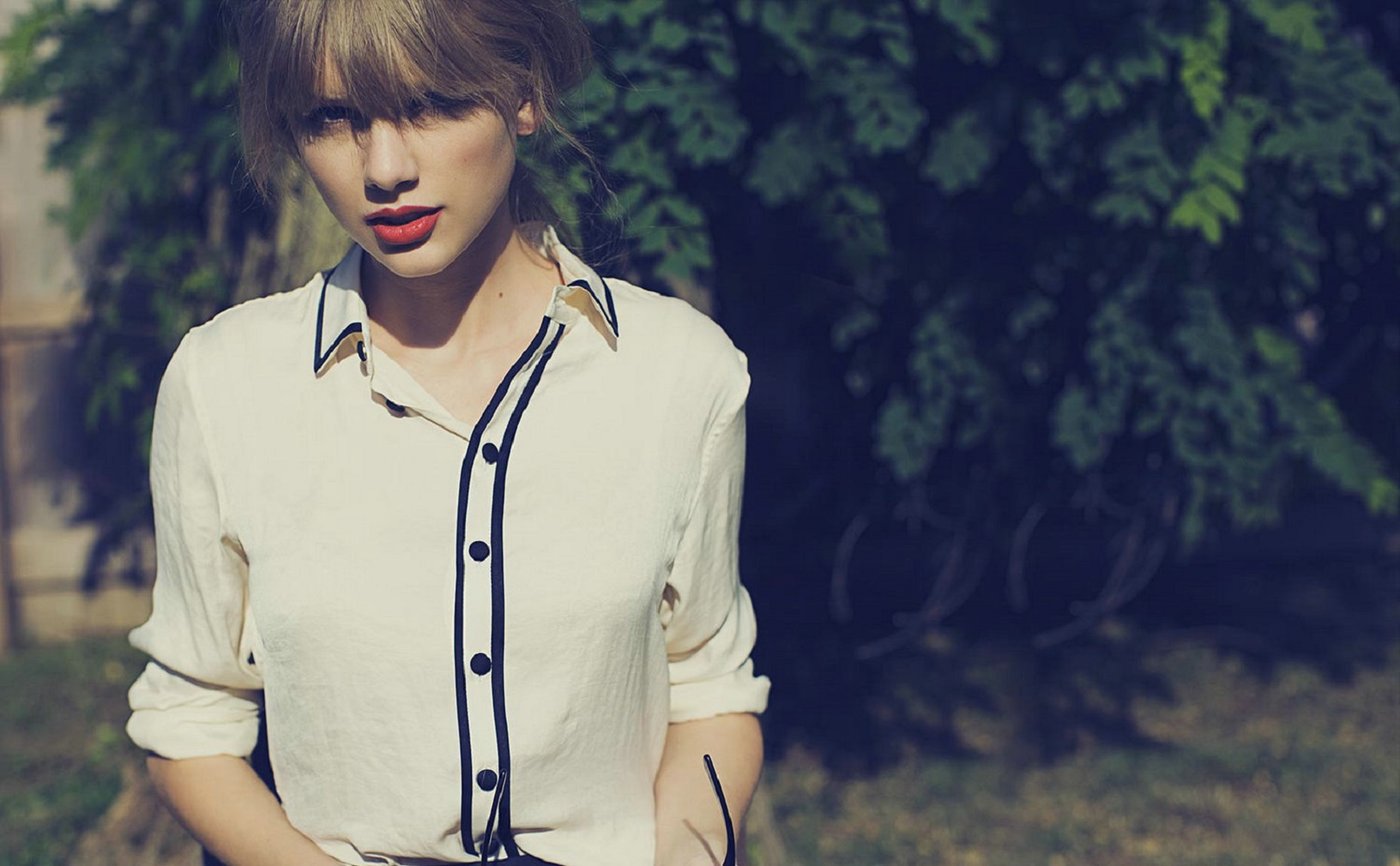 Taylor Swift  Photoshoot