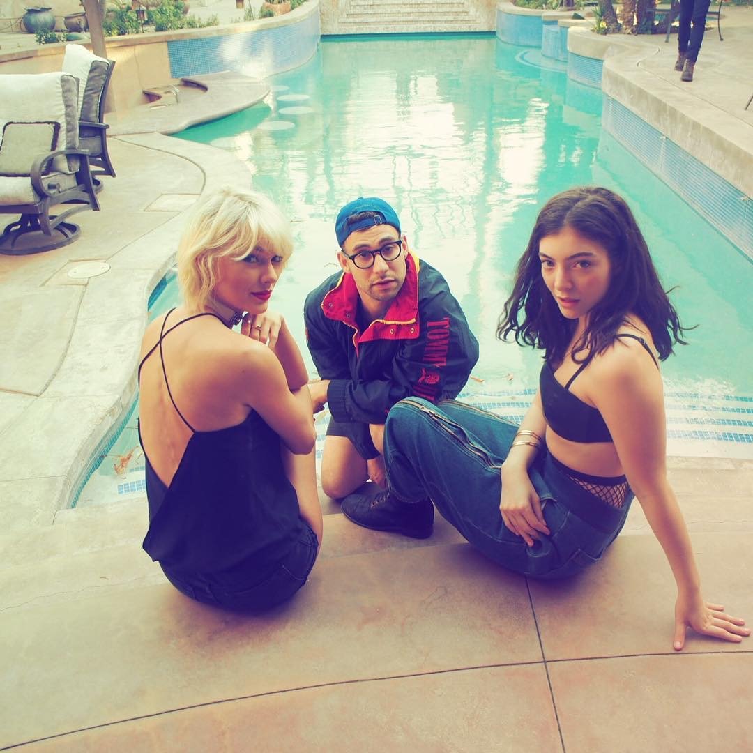 Taylor Swift  Photoshoot
