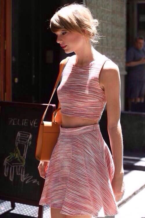 Taylor Swift  Photoshoot