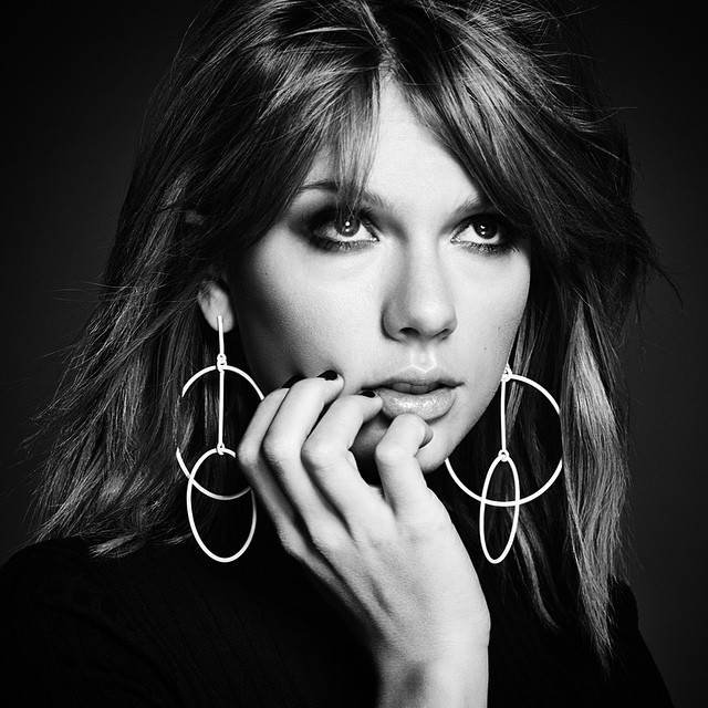 Taylor Swift  Photoshoot