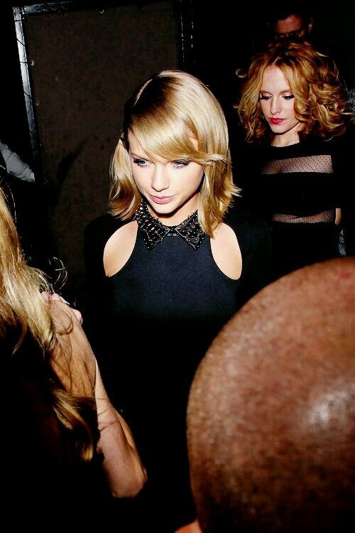 Taylor Swift  Photoshoot