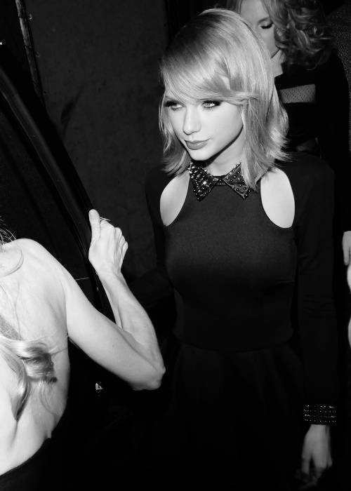 Taylor Swift  Photoshoot