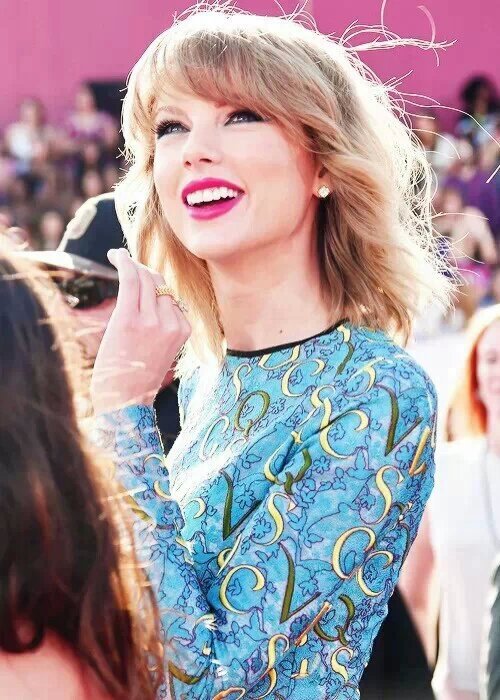 Taylor Swift  Photoshoot