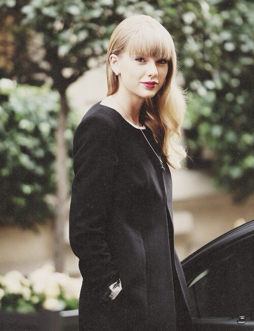 Taylor Swift  Photoshoot