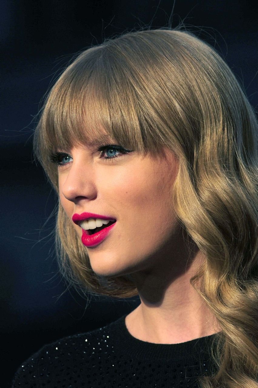 Taylor Swift  Photoshoot