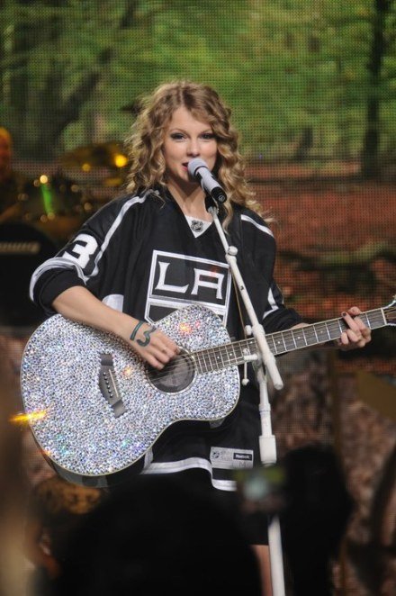 Taylor Swift  Photoshoot