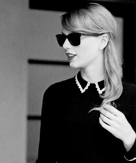 Taylor Swift  Photoshoot
