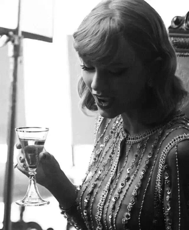 Taylor Swift  Photoshoot
