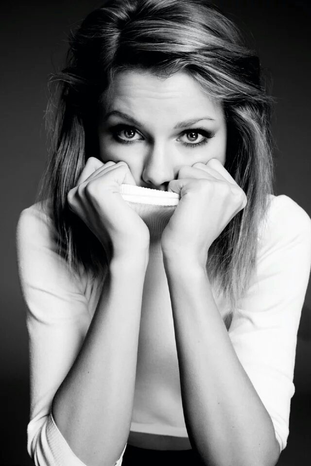 Taylor Swift  Photoshoot