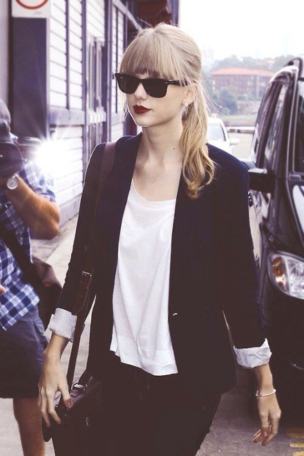 Taylor Swift  Photoshoot