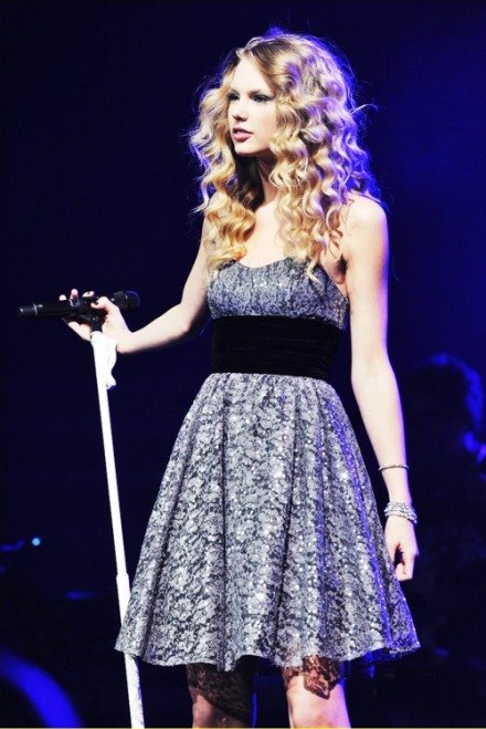 Taylor Swift  Photoshoot