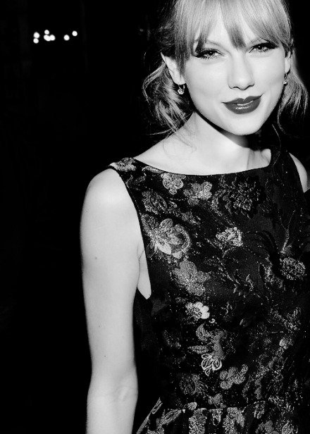 Taylor Swift  Photoshoot