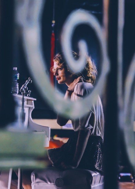 Taylor Swift  Photoshoot