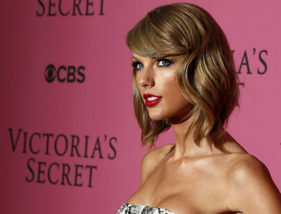 Taylor Swift  Photoshoot