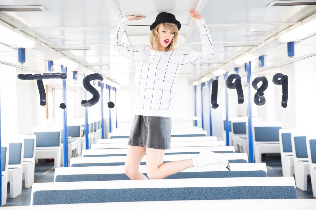Taylor Swift  Photoshoot