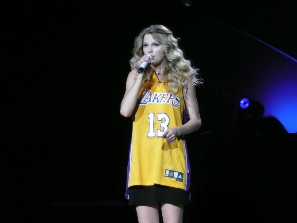 Taylor Swift  Photoshoot